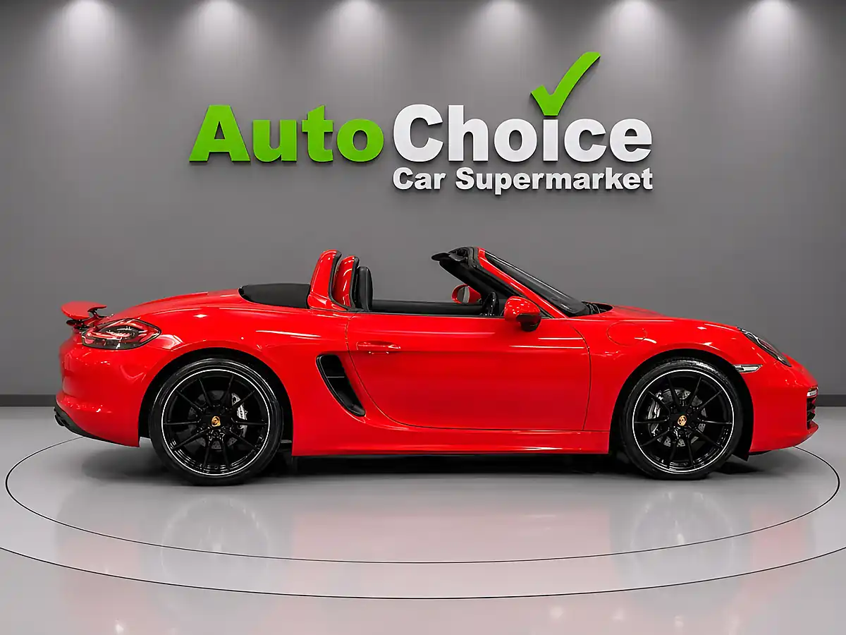 Used 2015 Porsche Boxster 981 Convertible Red - Interior and Exterior details 9