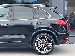 Used 2015 Porsche Cayenne S Black - Interior and Exterior details 13