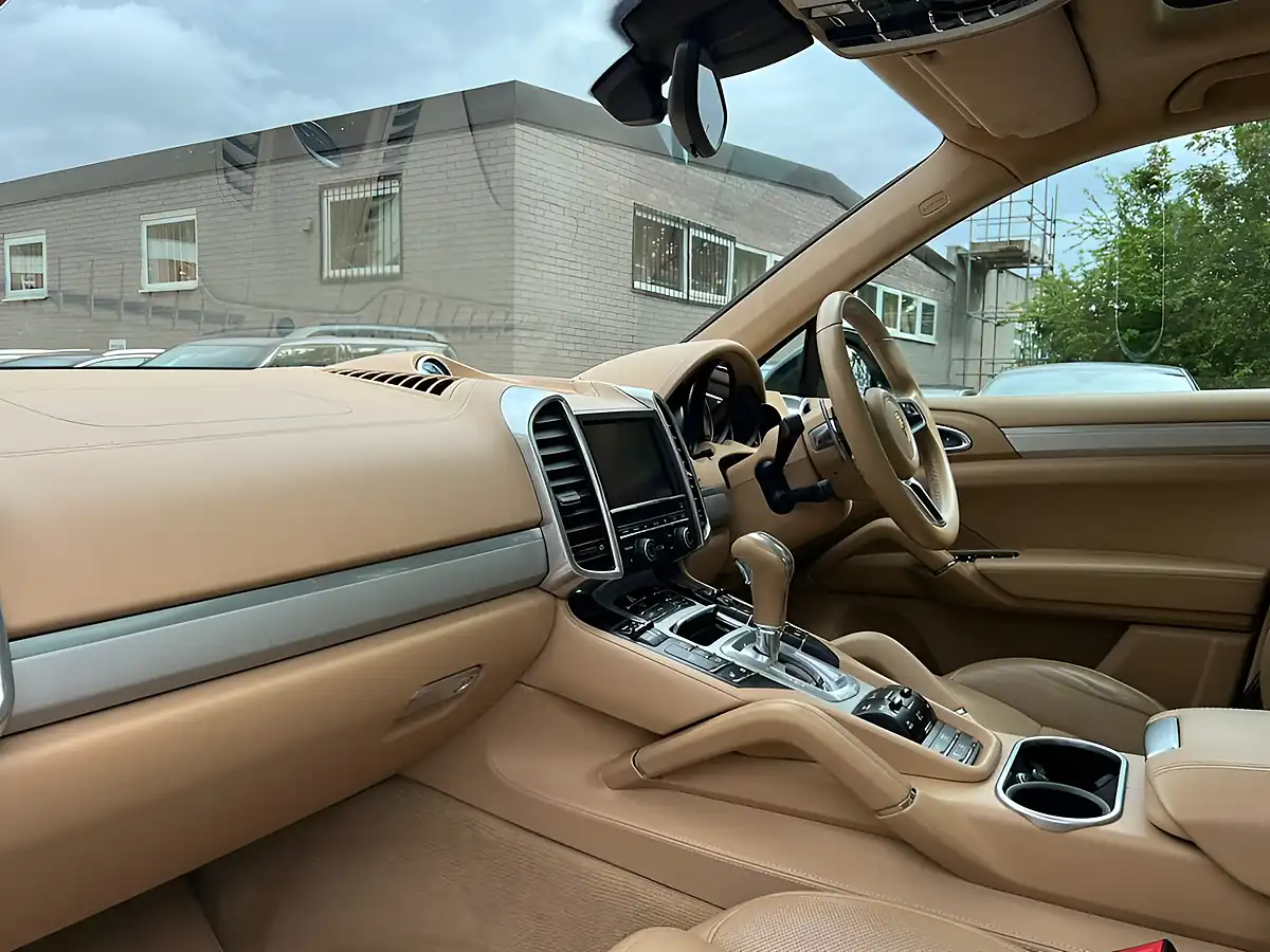 Used 2015 Porsche Cayenne S Blue - Interior and Exterior details 12