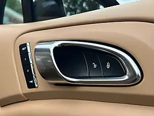 Used 2015 Porsche Cayenne S Blue - Interior and Exterior details 18