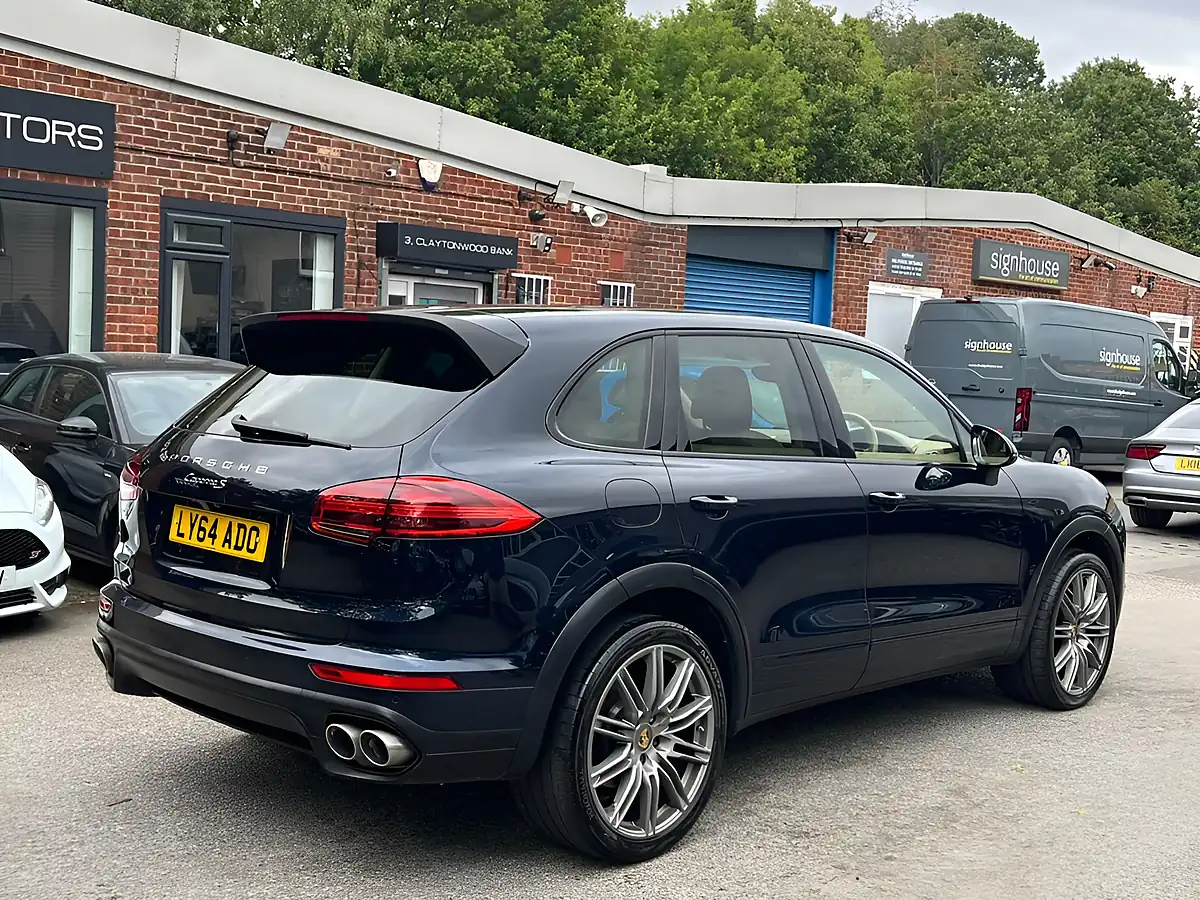 Used 2015 Porsche Cayenne S Blue - Interior and Exterior details 3