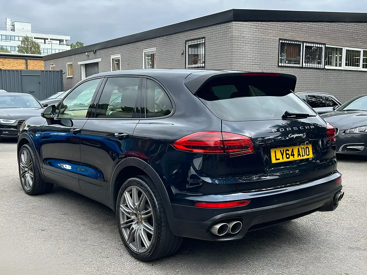Used 2015 Porsche Cayenne S Blue - Interior and Exterior details 4