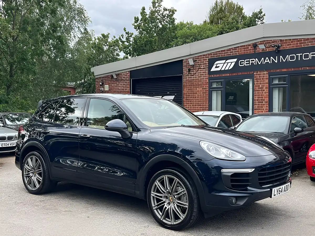 Used 2015 Porsche Cayenne S Blue - Interior and Exterior details 5