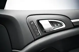 Used 2015 Porsche Cayenne White - Interior and Exterior details 16