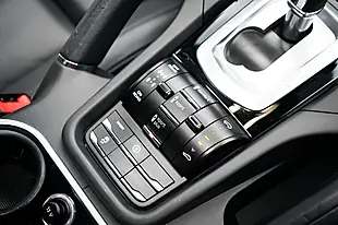 Used 2015 Porsche Cayenne White - Interior and Exterior details 18