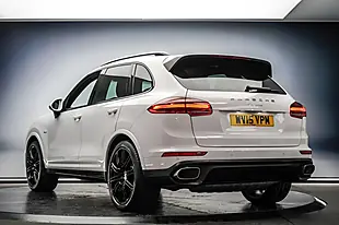 Used 2015 Porsche Cayenne White - Interior and Exterior details 6