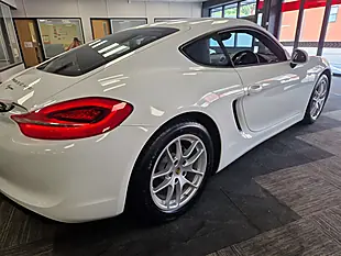 Used 2015 Porsche Cayman 981 Coupe White - Interior and Exterior details 7