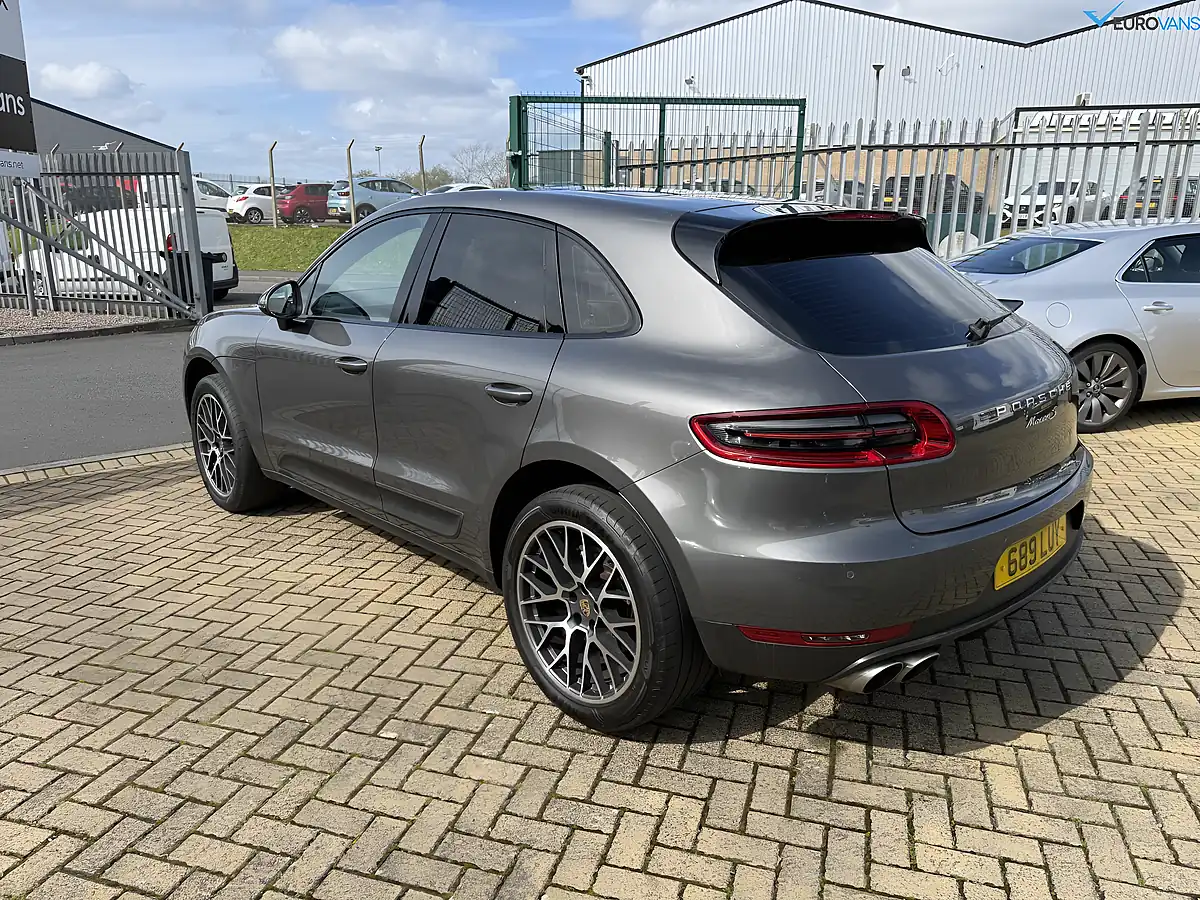 Used 2015 Porsche Macan S Agate Grey - Interior and Exterior details 4