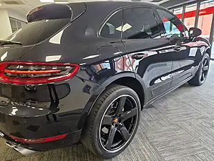 Used 2015 Porsche Macan S Black - Interior and Exterior details 7