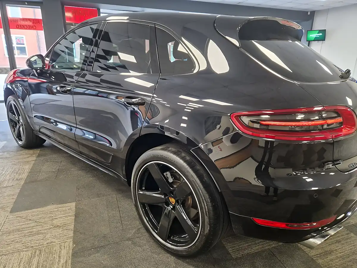 Used 2015 Porsche Macan S Black - Interior and Exterior details 8