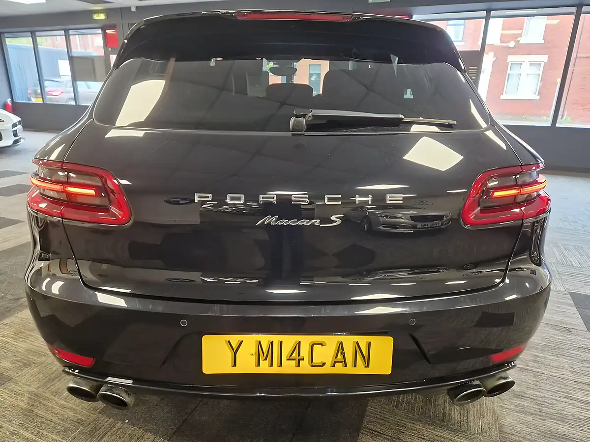 Used 2015 Porsche Macan S Black - Interior and Exterior details 9