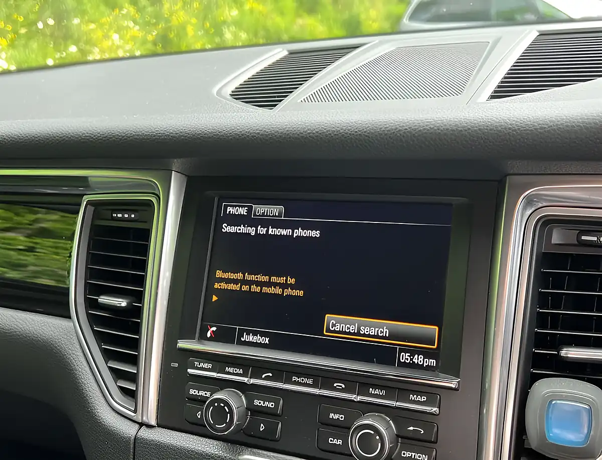 Used 2015 Porsche Macan S Black - Interior and Exterior details 15