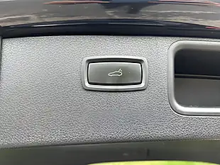 Used 2015 Porsche Macan S Black - Interior and Exterior details 11