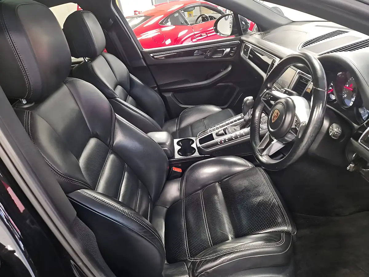 Used 2015 Porsche Macan S Black - Interior and Exterior details 12