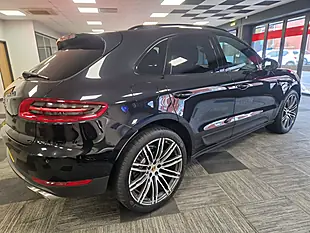 Used 2015 Porsche Macan S Black - Interior and Exterior details 3