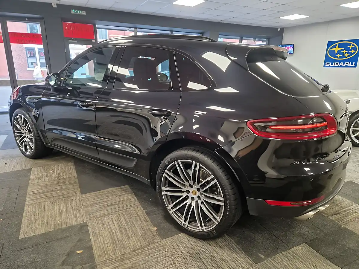 Used 2015 Porsche Macan S Black - Interior and Exterior details 4