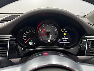 Used 2015 Porsche Macan S Blue - Interior and Exterior details 16