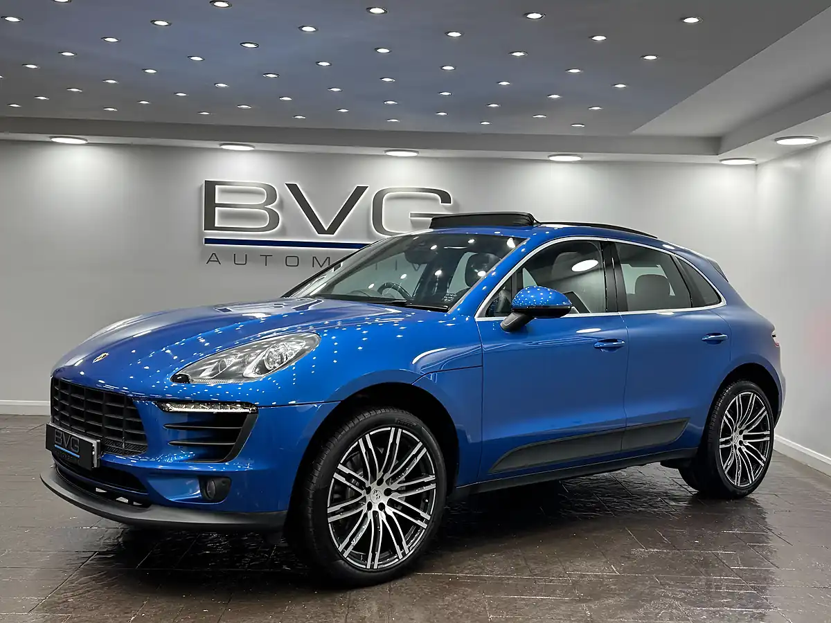 Used 2015 Porsche Macan S Blue - Interior and Exterior details 5