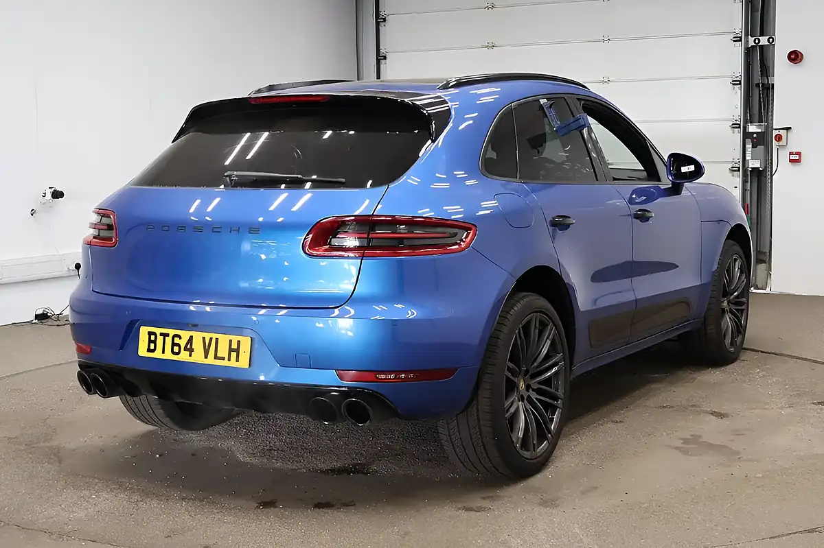 Used 2015 Porsche Macan S Blue - Interior and Exterior details 2