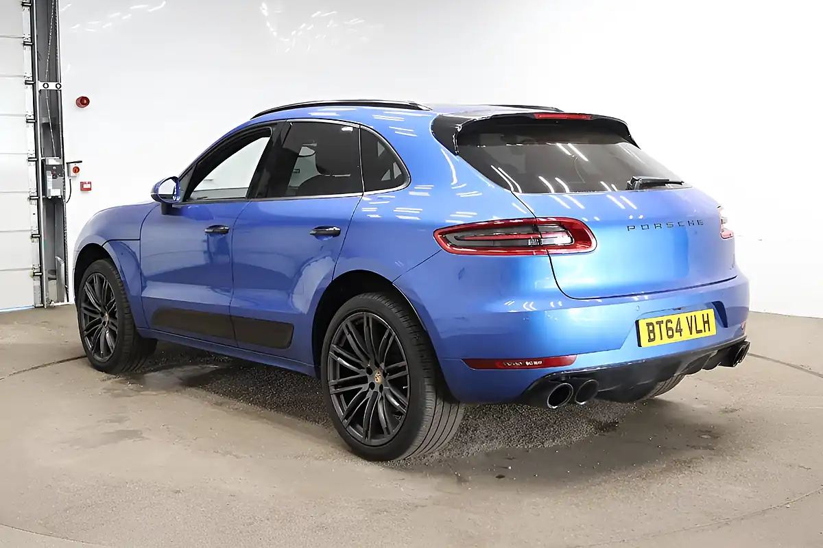 Used 2015 Porsche Macan S Blue - Interior and Exterior details 4
