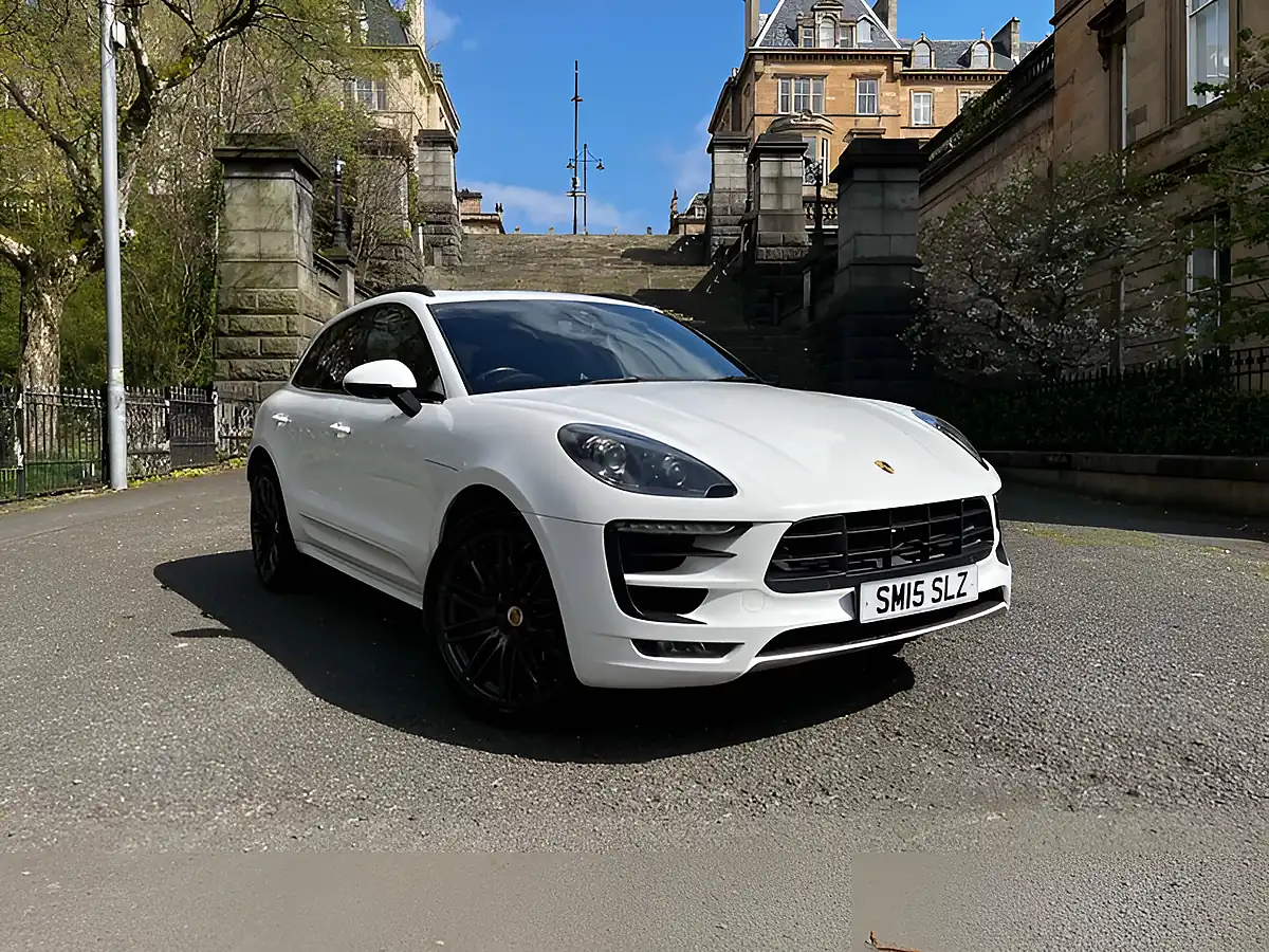 Used 2015 Porsche Macan S Carrara White - Interior and Exterior details 10