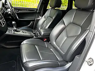 Used 2015 Porsche Macan S Carrara White - Interior and Exterior details 17