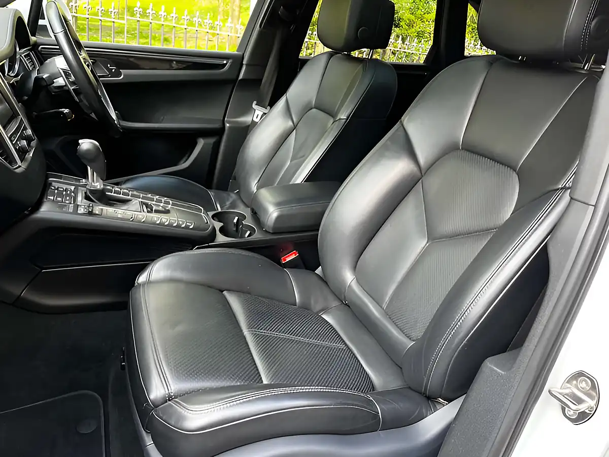 Used 2015 Porsche Macan S Carrara White - Interior and Exterior details 18
