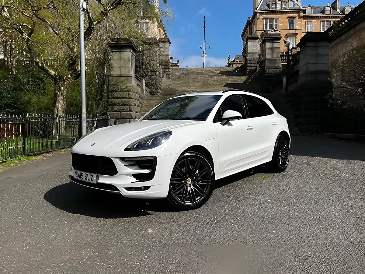 Used 2015 Porsche Macan S Carrara White - Interior and Exterior details 2