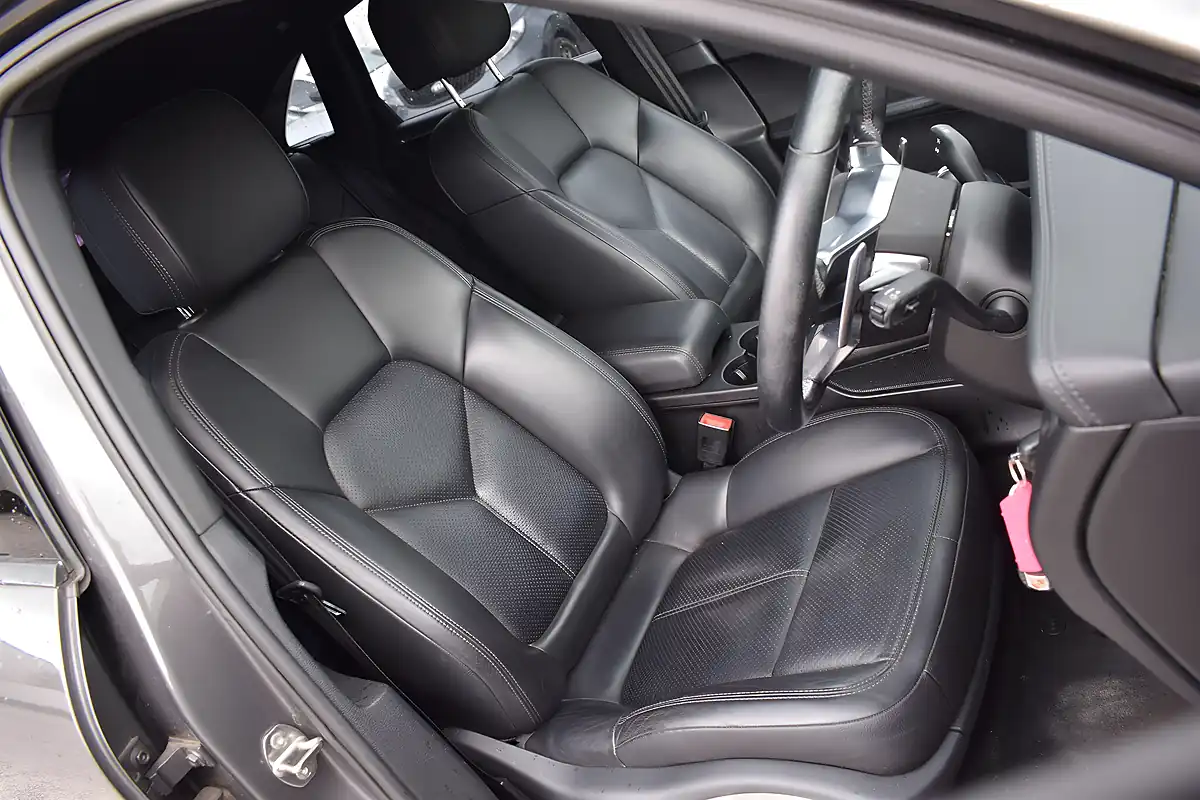Used 2015 Porsche Macan S Grey - Interior and Exterior details 14