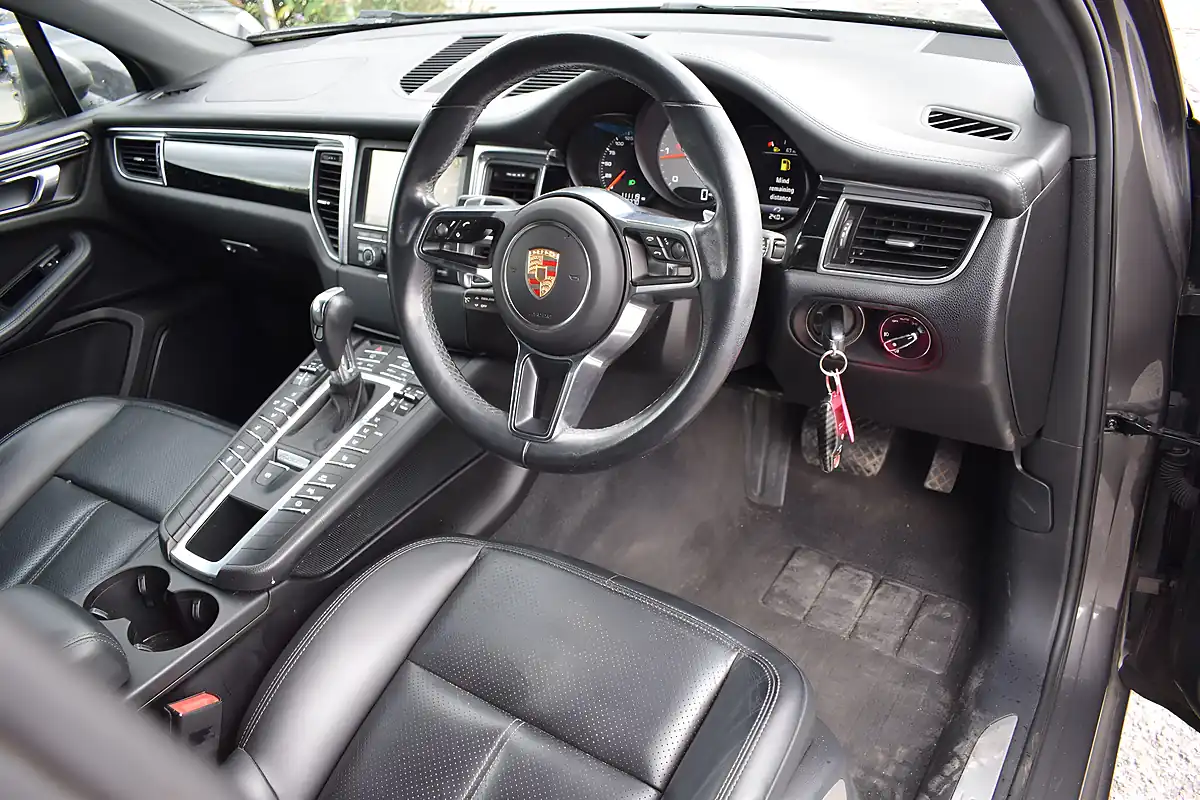 Used 2015 Porsche Macan S Grey - Interior and Exterior details 3
