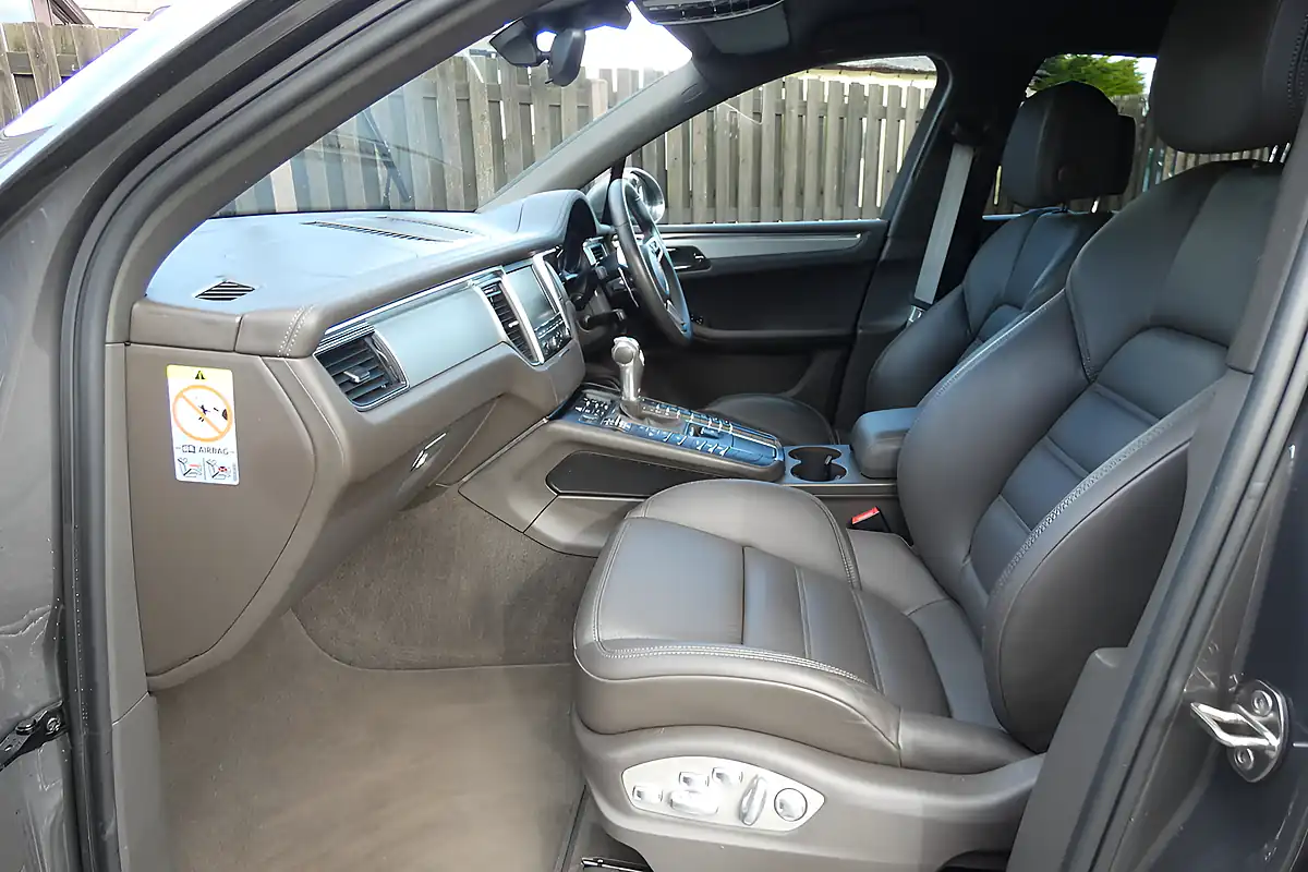 Used 2015 Porsche Macan S Grey - Interior and Exterior details 13