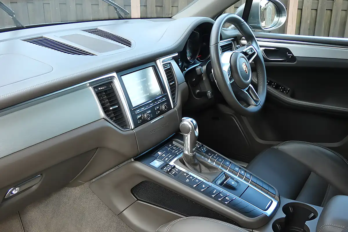 Used 2015 Porsche Macan S Grey - Interior and Exterior details 14