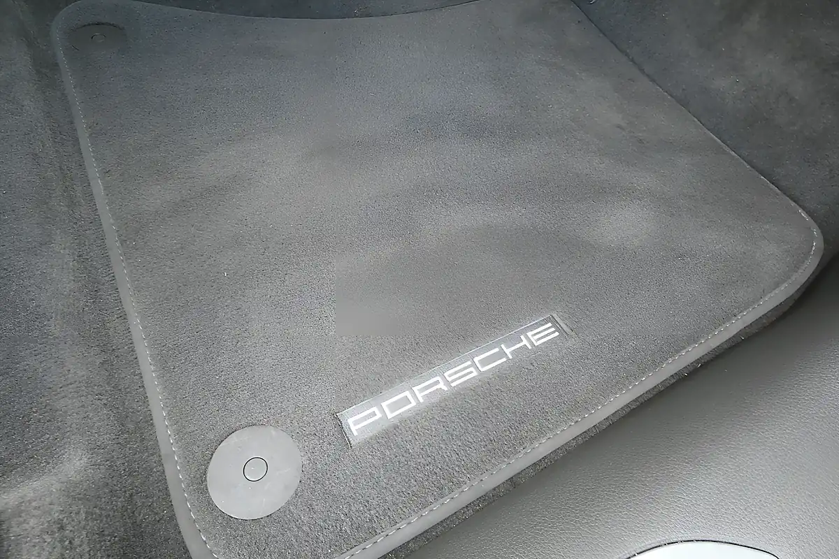 Used 2015 Porsche Macan S Grey - Interior and Exterior details 17