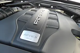 Used 2015 Porsche Macan S Grey - Interior and Exterior details 8