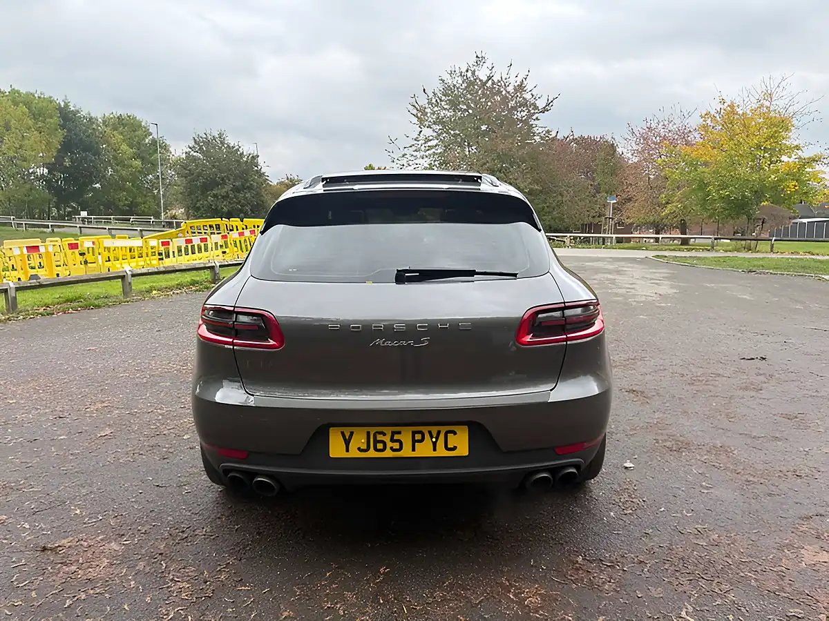 Used 2015 Porsche Macan S Grey - Interior and Exterior details 3
