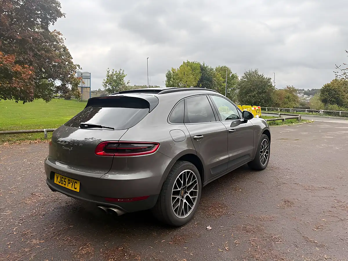 Used 2015 Porsche Macan S Grey - Interior and Exterior details 4