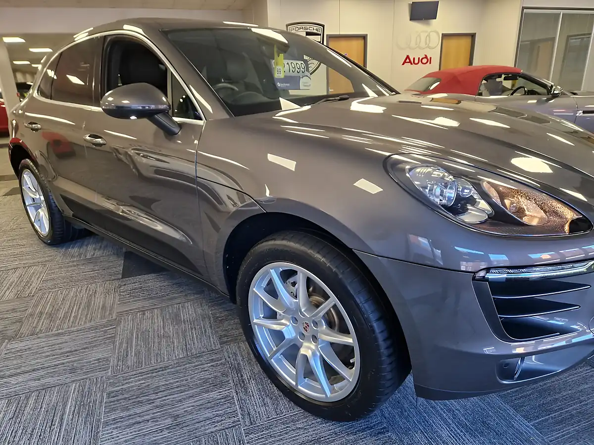 Used 2015 Porsche Macan S Grey - Interior and Exterior details 10