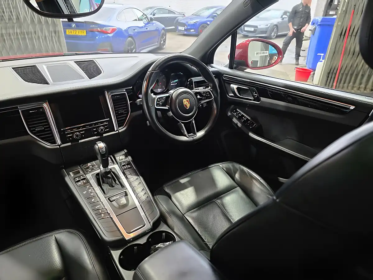 Used 2015 Porsche Macan S Red - Interior and Exterior details 12