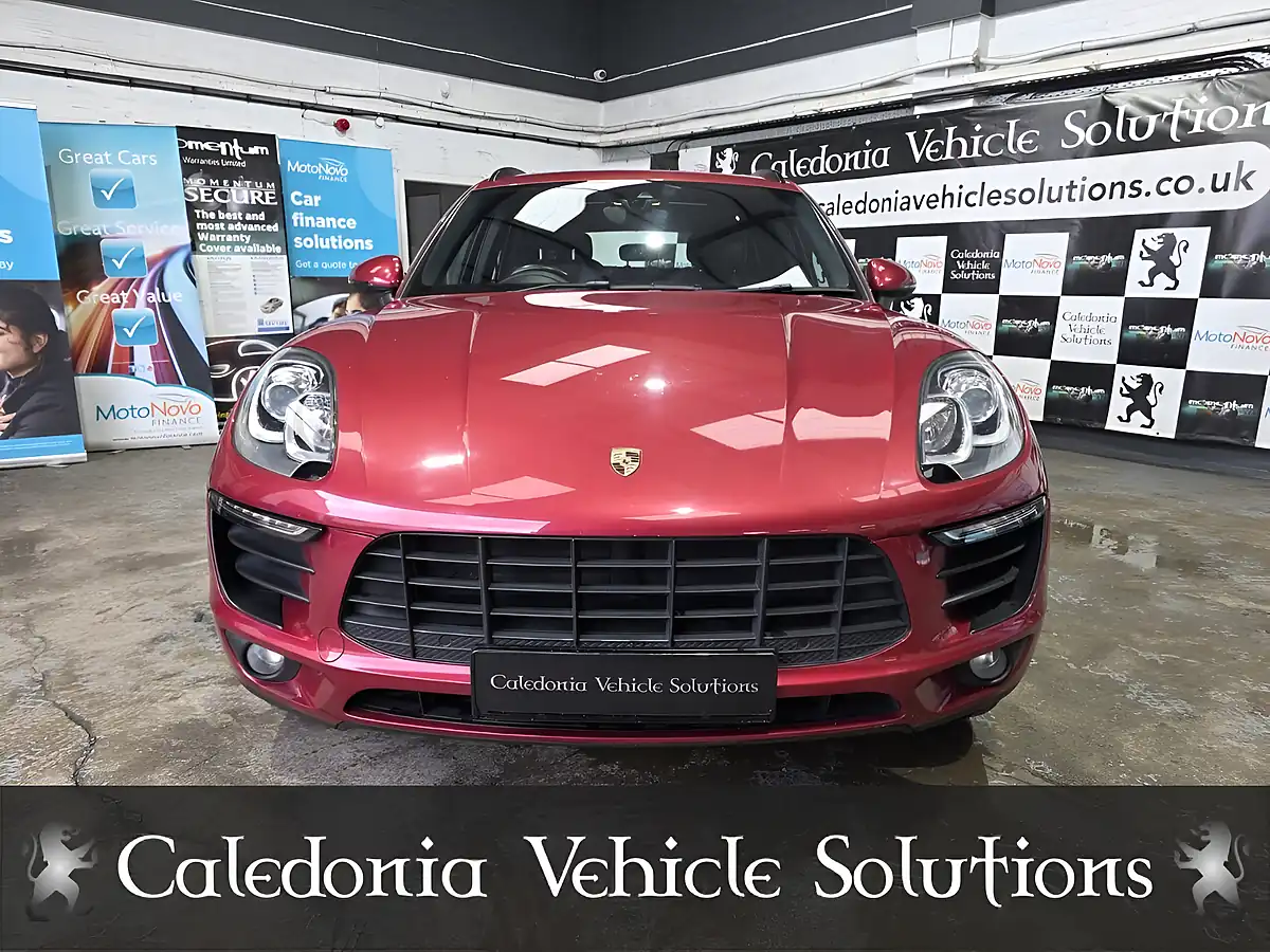 Used 2015 Porsche Macan S Red - Interior and Exterior details 13