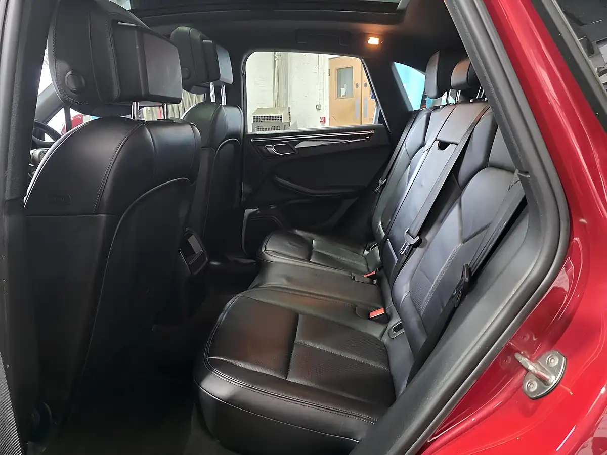 Used 2015 Porsche Macan S Red - Interior and Exterior details 18