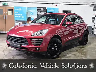 Used 2015 Porsche Macan S Red - Interior and Exterior details 2