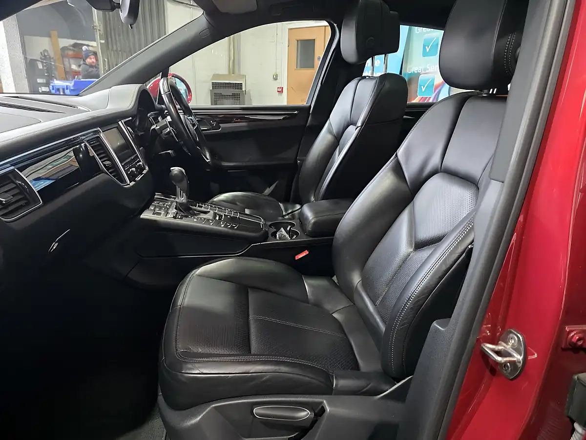 Used 2015 Porsche Macan S Red - Interior and Exterior details 9