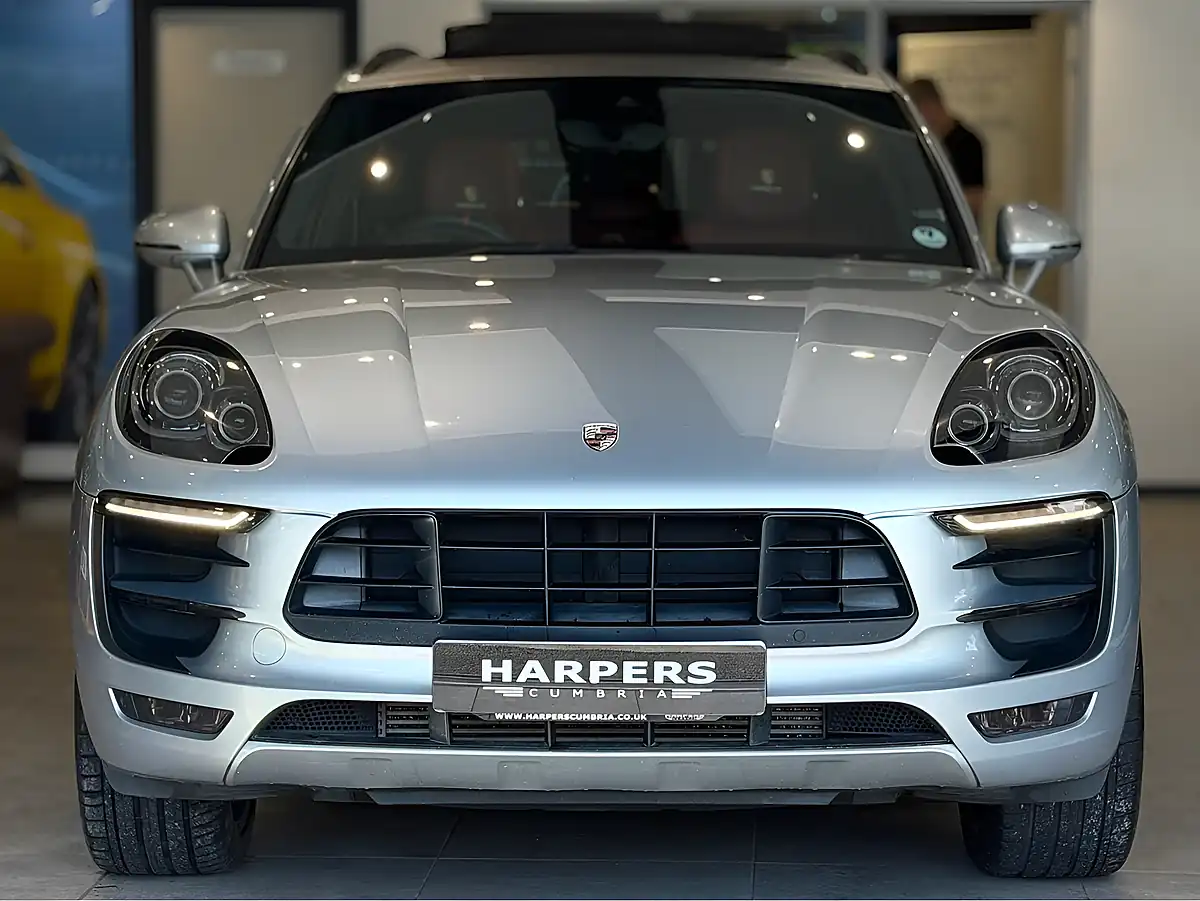 Used 2015 Porsche Macan S Silver - Interior and Exterior details 2