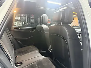 Used 2015 Porsche Macan S White - Interior and Exterior details 17