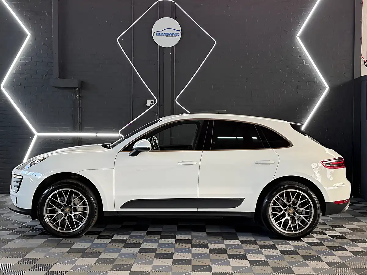 Used 2015 Porsche Macan S White - Interior and Exterior details 10