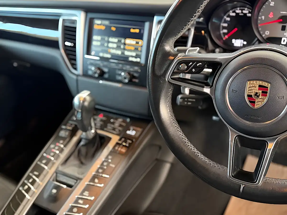 Used 2015 Porsche Macan S White - Interior and Exterior details 19