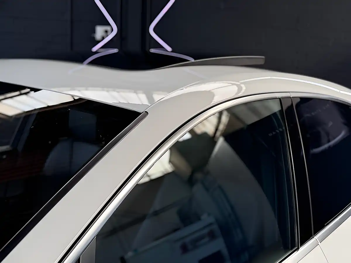 Used 2015 Porsche Macan S White - Interior and Exterior details 5