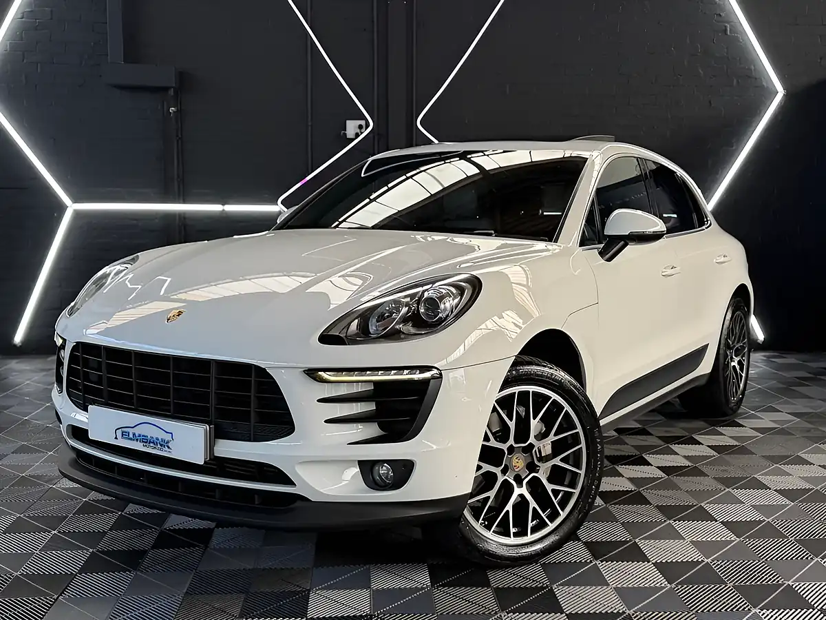 Used 2015 Porsche Macan S White - Interior and Exterior details 6