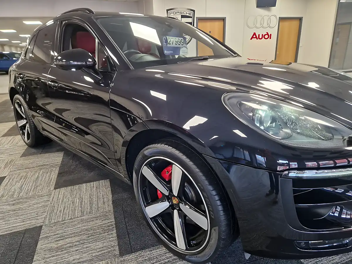 Used 2015 Porsche Macan Turbo Black - Interior and Exterior details 11