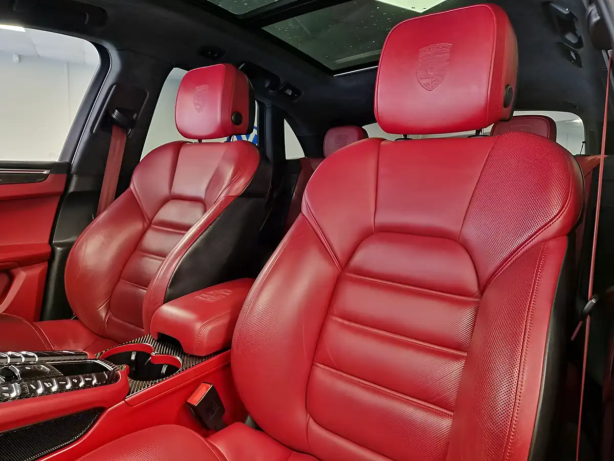 Used 2015 Porsche Macan Turbo Black - Interior and Exterior details 19